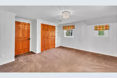 625 E Juniper Ln, Mequon, WI 53092 - Photo 20