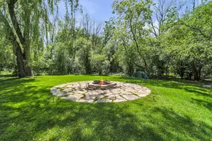 625 E Juniper Ln, Mequon, WI 53092 - Photo 36