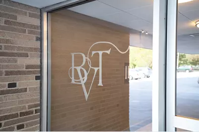 2525 S Shore Dr #6B, Milwaukee, WI 53207 - Photo 4