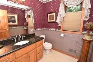 4562 W Martinton Ct, Franklin, WI 53132 - Photo 24