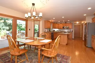 4562 W Martinton Ct, Franklin, WI 53132 - Photo 8