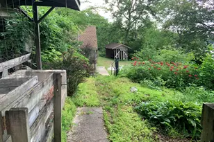 144 Riverside Dr, Racine, WI 53185 - Photo 6