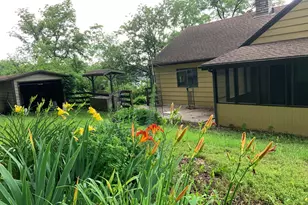 144 Riverside Dr, Racine, WI 53185 - Photo 4