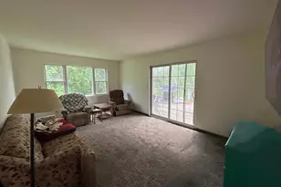 816 Clay St, Watertown, WI 53098 - Photo 2