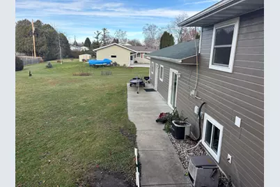 816  Clay St, Watertown, WI 53098 - Photo 26