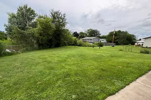 816 Clay St, Watertown, WI 53098 - Photo 24