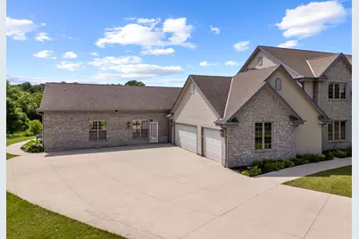 3976  Woodridge Ct, Richfield, WI 53017 - Photo 8