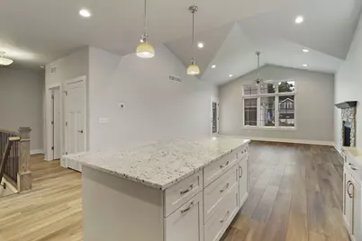 4706 N Cottage Ln, Pleasant Prairie, WI 53158 - Photo 4