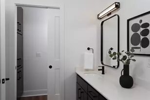 600 E Henry Clay St, Whitefish Bay, WI 53217 - Photo 10