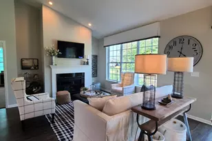 619 Cadence Cir, Lake Geneva, WI 53147 - Photo 6