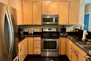 1925 N Water St, Milwaukee, WI 53202 - Photo 4