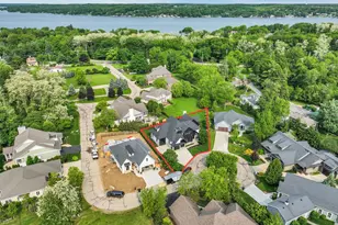 525 Maple St, Lake Geneva, WI 53147 - Photo 2