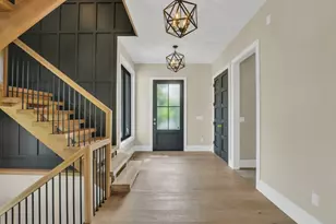 525 Maple St, Lake Geneva, WI 53147 - Photo 10