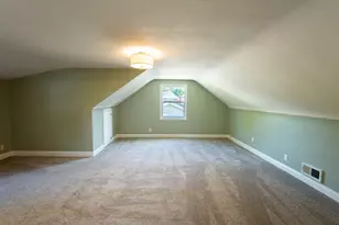 1153 N 11th Ave, West Bend, WI 53090 - Photo 20