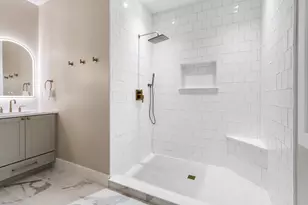 921 Platt Ave, Lake Geneva, WI 53147 - Photo 18