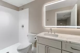 921 Platt Ave, Lake Geneva, WI 53147 - Photo 28