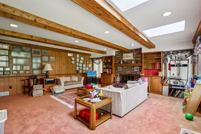 1168 W Manor Ln, River Hills, WI 53217 - Photo 8