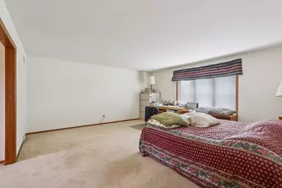 1168 W Manor Ln, River Hills, WI 53217 - Photo 20