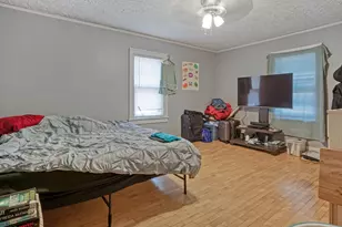 74 W Division St, Fond du Lac, WI 54935 - Photo 18