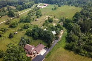 9080 Hickory Dr, Kewaskum, WI 53040 - Photo 8