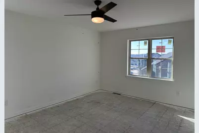 801  Viewpoint Dr, Waukesha, WI 53188 - Photo 10