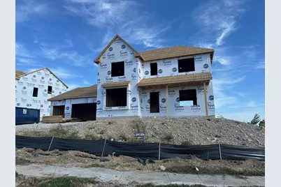 801  Viewpoint Dr, Waukesha, WI 53188 - Photo 2