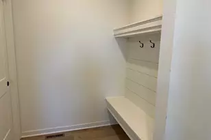 801 Viewpoint Dr, Waukesha, WI 53188 - Photo 6