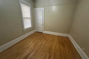 3225 W McKinley Blvd, Milwaukee, WI 53208 - Photo 6