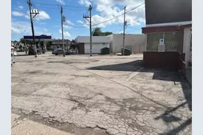 2001 W Atkinson Ave, Milwaukee, WI 53209 - Photo 4