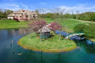 N84W36411 Riverwood Ln, Oconomowoc, WI 53066 - Photo 4