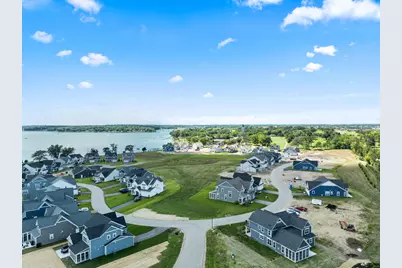 2853  Launch Dr, Delavan, WI 53115 - Photo 24