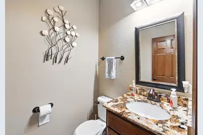 W238N7214  Michele Ln, Sussex, WI 53089 - Photo 14