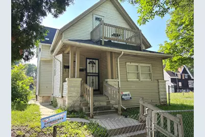 2555 N 16th St, Milwaukee, WI 53206 - Photo 1