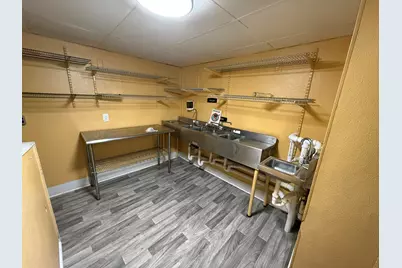 615  Wisconsin Ave #B, Racine, WI 53403 - Photo 4