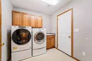 305 Morgan Ln, Beaver Dam, WI 53916 - Photo 14