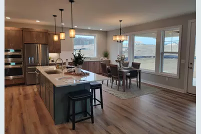 W214N6672  Fairview Dr, Menomonee Falls, WI 53046 - Photo 10