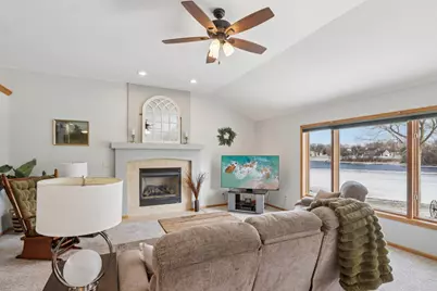 638  Windsor Ter, Jefferson, WI 53549 - Photo 14