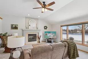 638 Windsor Terrace, Jefferson, WI 53549 - Photo 14