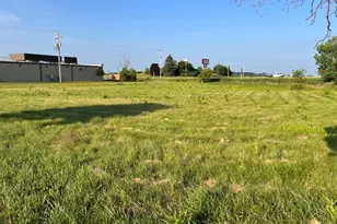 260 Highland Dr, Fredonia, WI 53021 - Photo 1