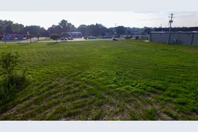 260  Highland Dr, Fredonia, WI 53021 - Photo 8