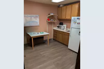 10701 W Lincoln Ave #A, West Allis, WI 53227 - Photo 4