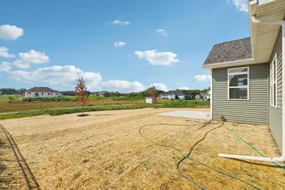 322  Kiddle Ln, Racine, WI 53182 - Photo 60