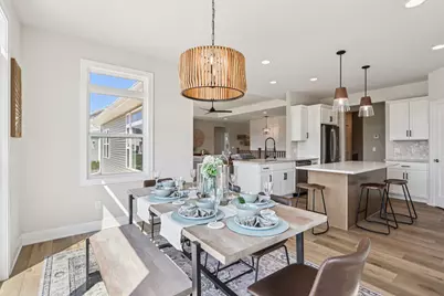 322  Kiddle Ln, Racine, WI 53182 - Photo 16