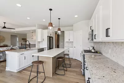 322  Kiddle Ln, Racine, WI 53182 - Photo 20