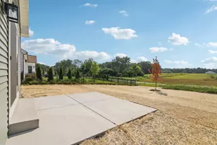 322 Kiddle Ln, Racine, WI 53182 - Photo 58