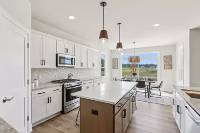 322  Kiddle Ln, Racine, WI 53182 - Photo 22