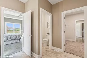 322 Kiddle Ln, Racine, WI 53182 - Photo 40