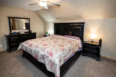 9729 W Prairie Grass Way, Franklin, WI 53132 - Photo 44