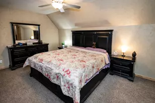 9729 W Prairie Grass Way, Franklin, WI 53132 - Photo 44