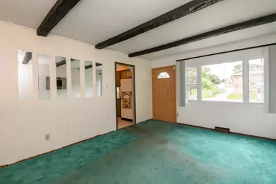 8220 W Keefe Ave, Milwaukee, WI 53222 - Photo 10